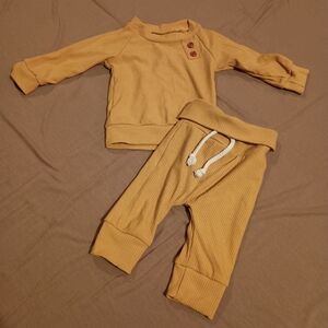 Baby 2pc Yellow Outfit